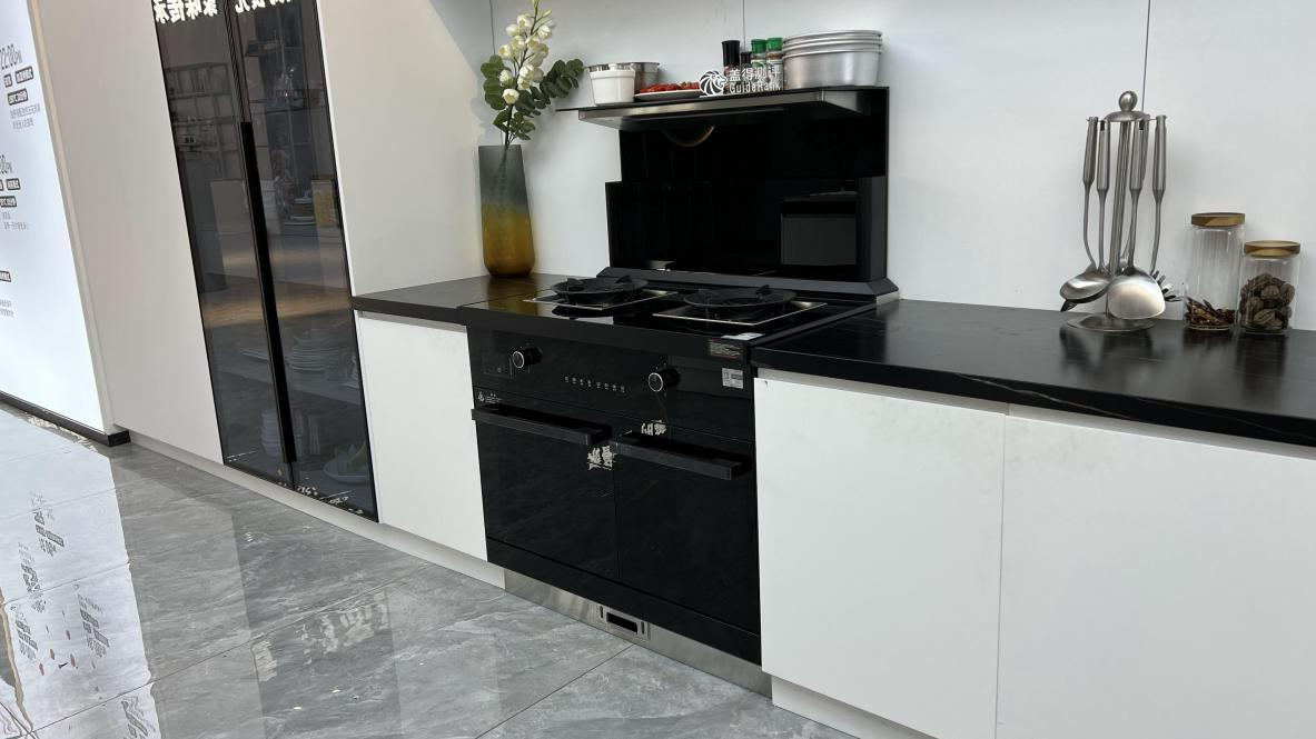 帥豐集成灶超品日進(jìn)入倒計(jì)時(shí)，春季“拔草”最佳時(shí)機(jī)來臨！