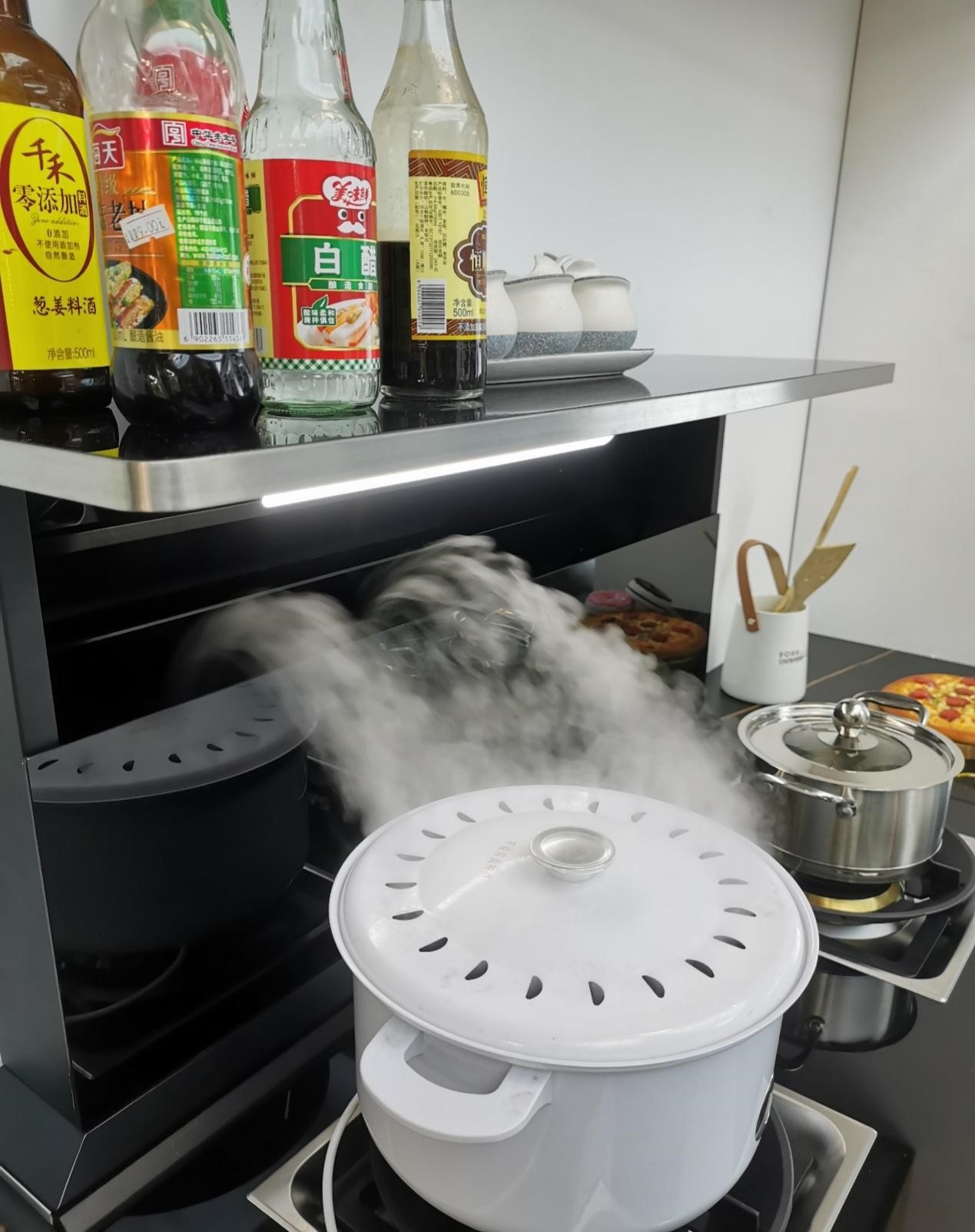 我想咨詢一下，開放式廚房怎么挑選集成灶？