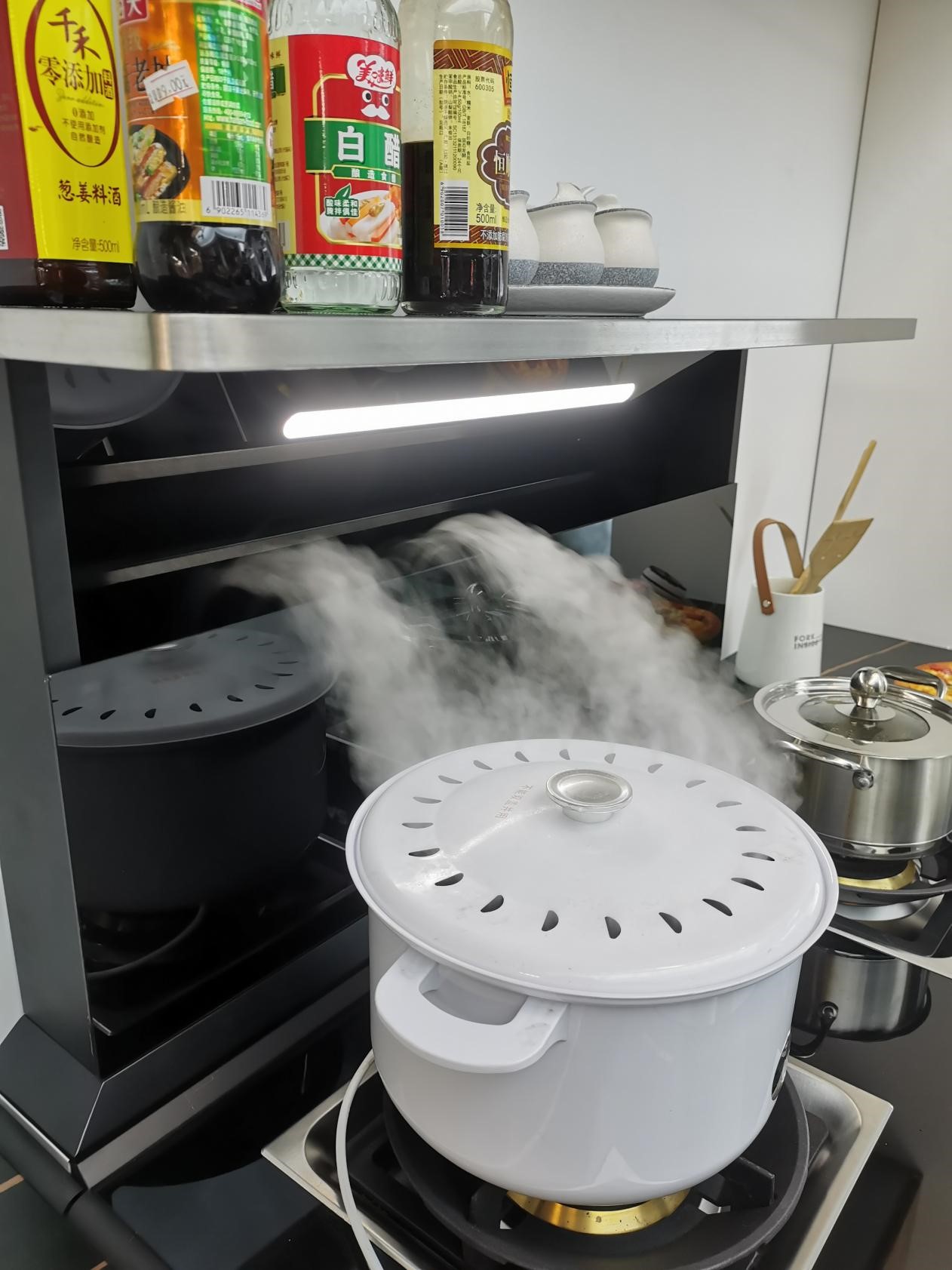 小戶型如何裝修廚房？這款帥豐集成灶，巧妙利用每一寸空間