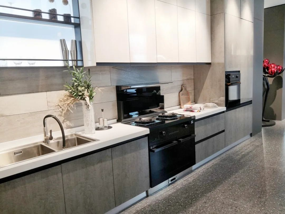 生活工作太慌張？有了集成灶品牌帥豐這個(gè)好幫手，省時(shí)又省力！