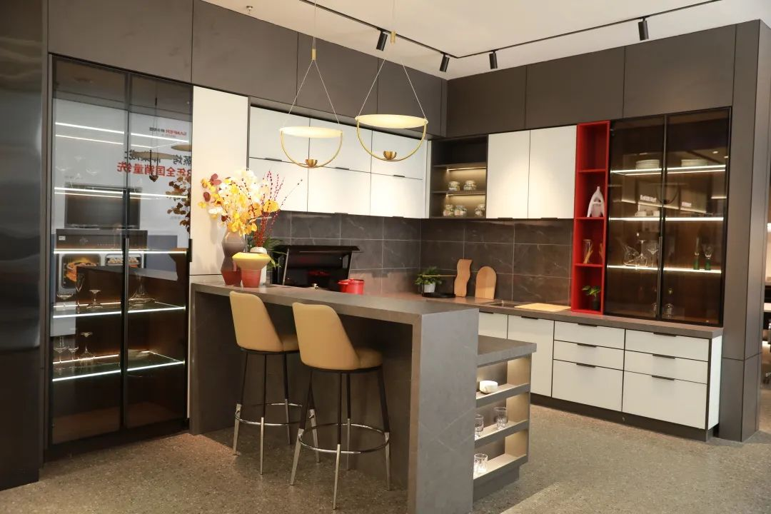 換新升級，帥豐集成灶全新五代店終端形象首批落地