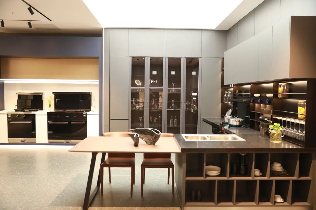 換新升級，帥豐集成灶全新五代店終端形象首批落地