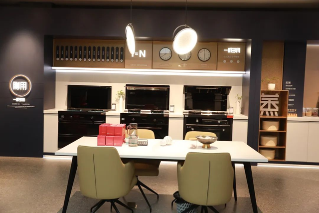 帥豐集成灶7月“豐”光，窺見行業(yè)未來，踏上王者征途