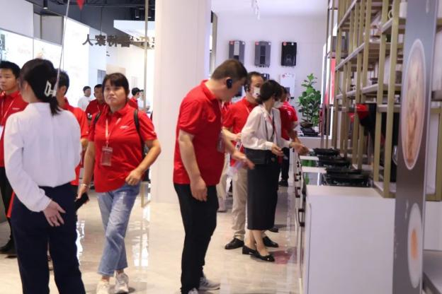 集成灶品牌帥豐電器“登頂計劃”加盟合作峰會圓滿成功！