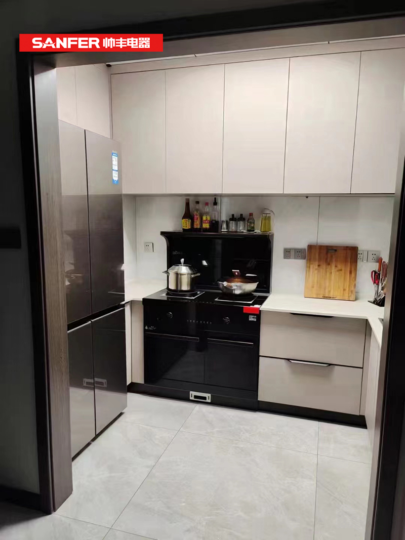 想要做一個(gè)無(wú)“油”無(wú)慮的人？集成灶讓你直呼「真香」！