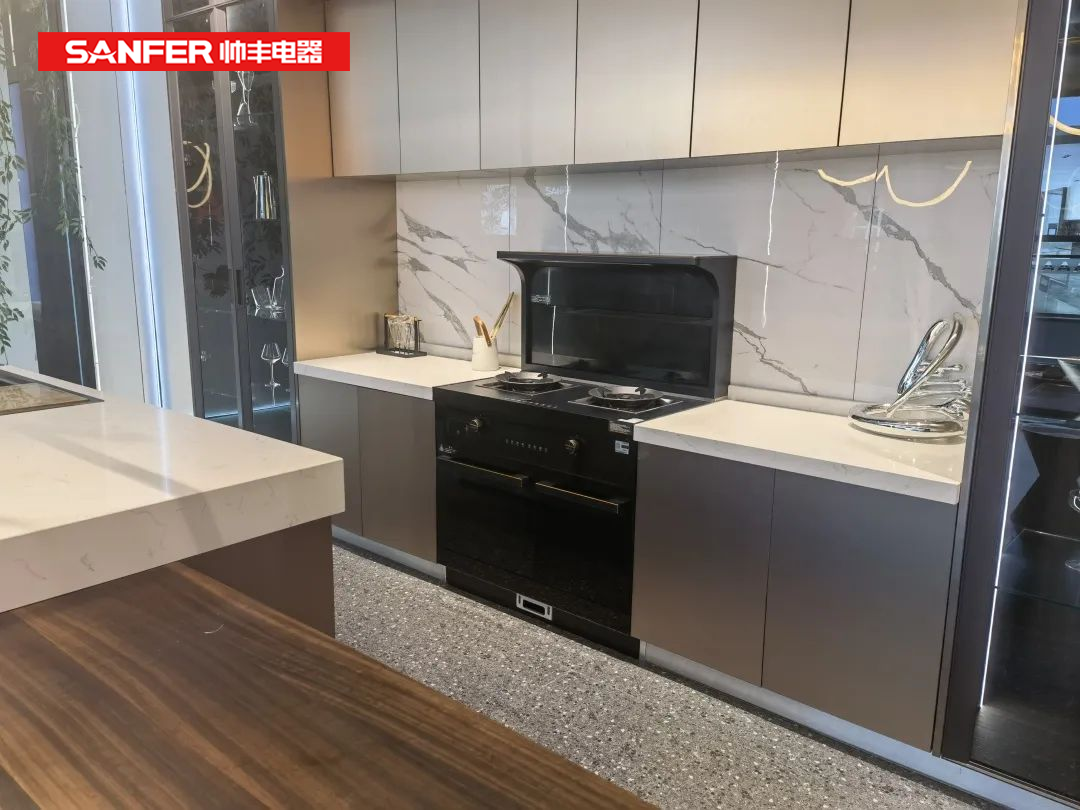 想要做一個(gè)無(wú)“油”無(wú)慮的人？集成灶讓你直呼「真香」！