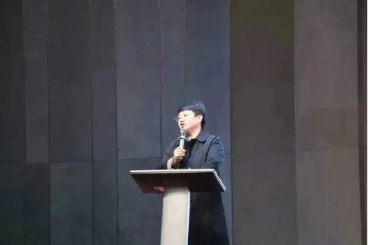 “兔”飛猛進(jìn) 只爭(zhēng)朝夕，大國(guó)品牌帥豐電器2023新年動(dòng)員大會(huì)順利召開(kāi)