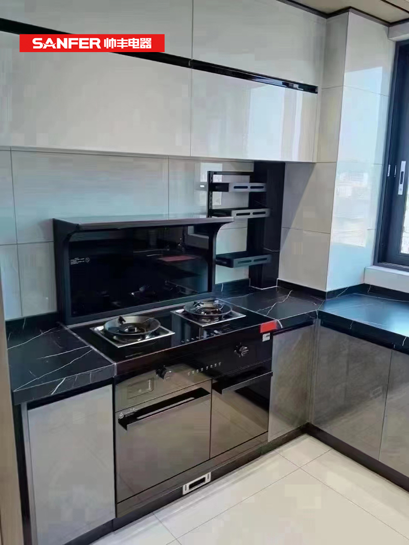 舊廚煥新，get天花板級(jí)別集成灶