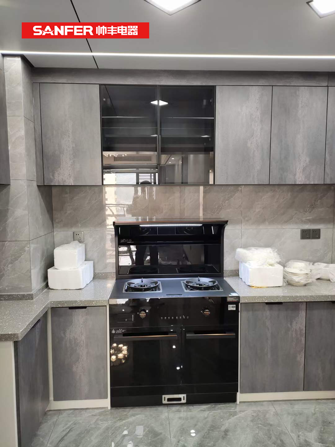 廚房裝修，選集成灶更加劃算？別不信！