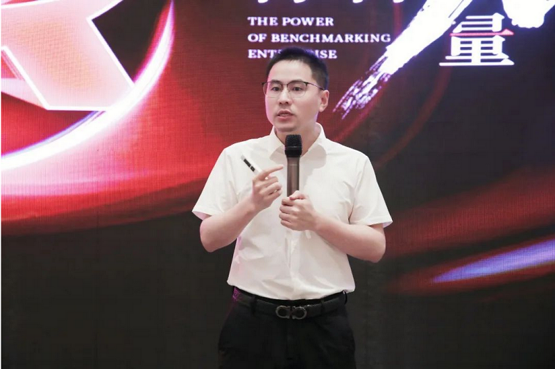 乘豐破浪，決戰(zhàn)618|帥豐TOP經(jīng)銷(xiāo)商會(huì)議003期暨618啟動(dòng)大會(huì)圓滿成功