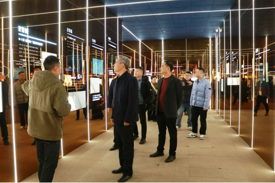 爭創(chuàng)新高，共促發(fā)展！安徽省固鎮(zhèn)縣委書記沈明舉一行蒞臨帥豐電器參觀調(diào)研