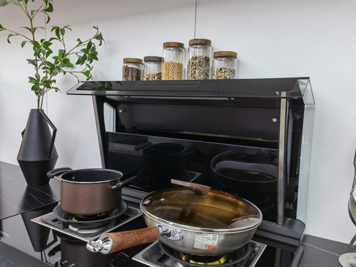 集成灶還是分體灶，我們應(yīng)該怎樣選擇？