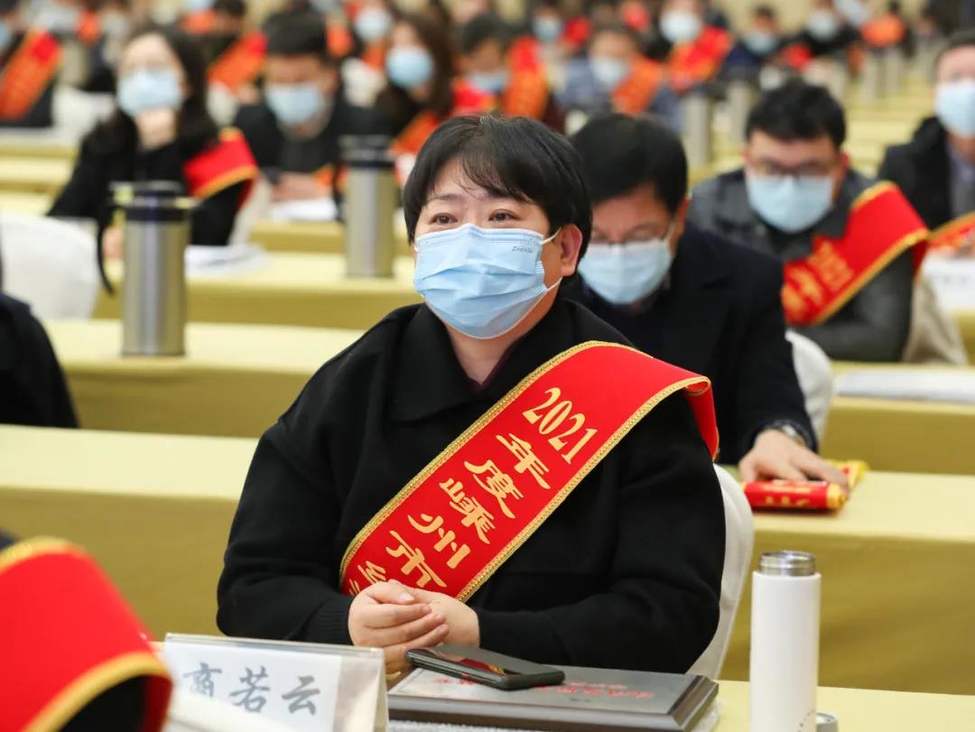 兩天連獲4項大獎，帥豐用實力“獎”話！