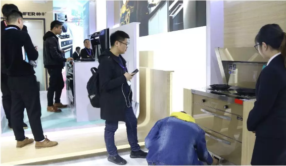 AWE現(xiàn)場速報(bào) | 國內(nèi)外廚電品牌爭奇斗艷，帥豐電器大放異彩!
