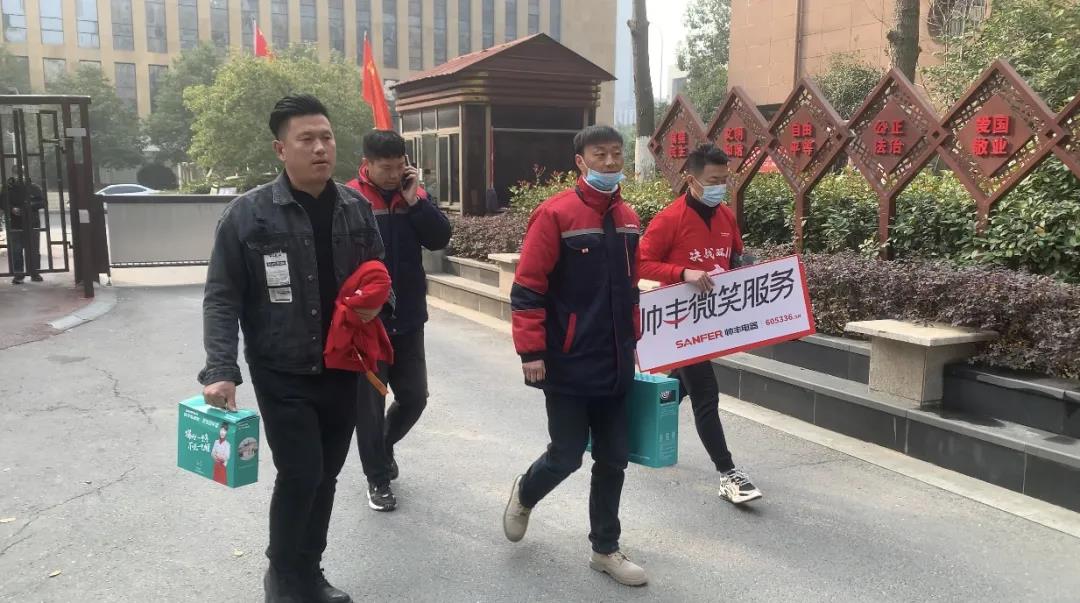 【帥豐微笑服務(wù)】她瘋狂向親朋好友安利帥豐集成灶，原因就是...