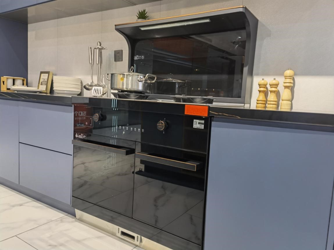 蒸烤集成灶哪個(gè)牌子好？求推薦